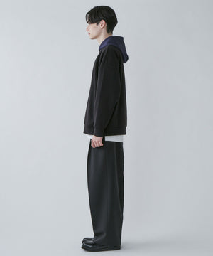 ブラック モデル：180cm L着用