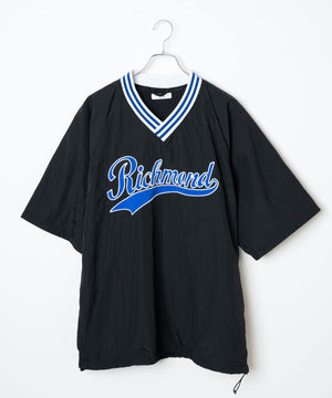 ラインリブナイロンプルオーバー