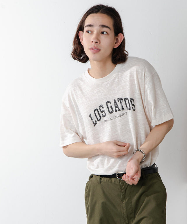 オフホワイト モデル：174㎝ L着用