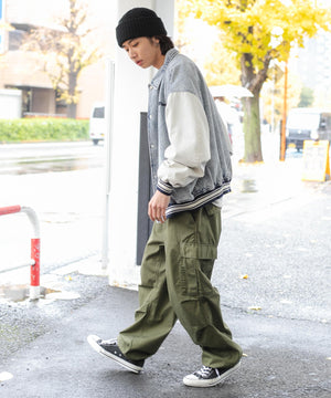 デニム淡色加工 モデル：175cm L着用