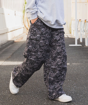 柄1 モデル：174㎝ L着用