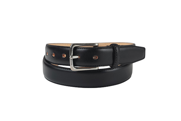 ベルトは「靴と同じ色」に合わせる