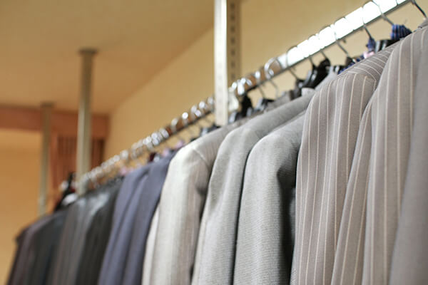 モーニングコートの準備方法【レンタル or 購入?】