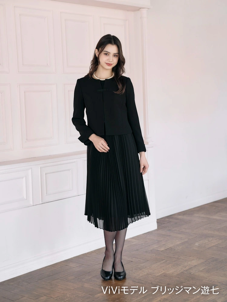 【ネックレス付き】フォーマルアンサンブルプリーツワンピース(慶弔両用)/ノーカラージャケット黒無地ViVi通年礼服【レディース】