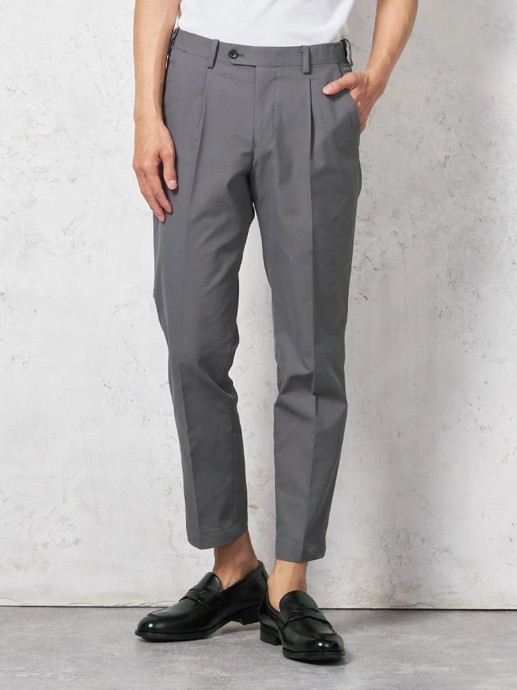 【サスビズｘRENU】パンツチノパンワンタック軽量防シワ（ハンドアイロン）ウエスト伸縮無地春夏